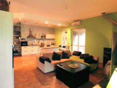 Foto Verrua Savoia vendesi appartamento 3 vani 98 Mq