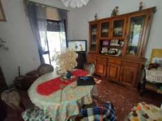 Foto Viareggio, in zona ex Campo Aviazione, vendesi tettoia libera su 3 lati cosi composta: ingresso, cucina abitabile, salotto con camino, 2 camere matrim