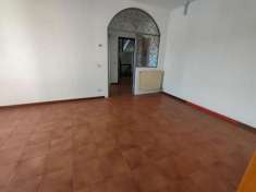 Foto Viareggio in zona Terminetto, vendesi appartamento al 2 piano senza ascensore cosi composto: ingresso in disimpegno, cucina tinello, piccolo terrazzo