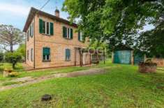 Foto VILLA  di CAMPAGNA  INDIPENDENTE  con ampio GIARDINO EDIFICABILE a Fusignano
