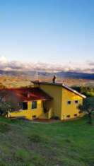 Foto Villa  panoramica in collina