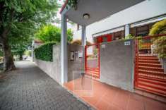 Foto VILLA A SCHIERA CENTRALE CON GIARDINO A LECCO Chiuso