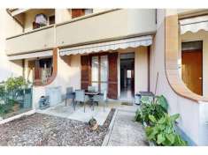Foto VILLA A SCHIERA centrale con GIARDINO e BOX AUTO