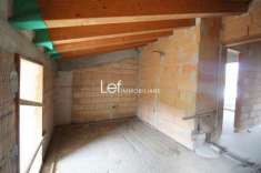 Foto VILLA A SCHIERA di 5 vani e di 210 mq (VIDOR) rif. AH50_1