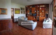 Foto VILLA A SCHIERA di 6 vani e di 200 mq (VIAREGGIO - Viareggio) rif. A820