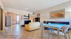 Foto VILLA A SCHIERA di 7 vani e di 140 mq (ALTOPASCIO) rif. 3588