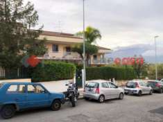Foto Villa a schiera in vendita a Acireale - 5 locali 320mq