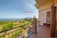 Foto Villa a schiera in vendita a Acireale