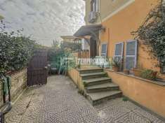Foto Villa a schiera in vendita a Anguillara Sabazia