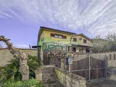 Foto Villa a schiera in vendita a Anguillara Sabazia
