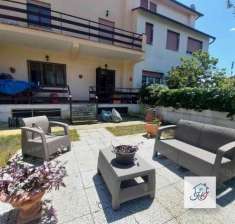 Foto Villa a schiera in vendita a Anzio