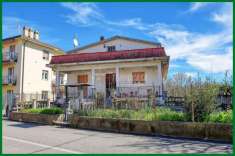 Foto Villa a schiera in vendita a Arcisate