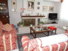 Foto Villa a schiera in vendita a Arezzo