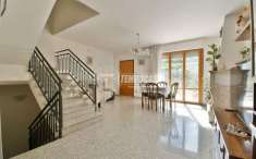 Foto Villa a schiera in vendita a Ascoli Piceno