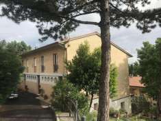 Foto Villa a schiera in vendita a Assisi
