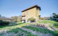 Foto Villa a schiera in vendita a Azzate