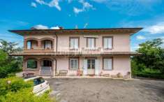Foto Villa a schiera in vendita a Baiso