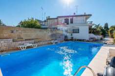 Foto Villa a schiera in vendita a Bari
