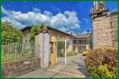 Foto Villa a schiera in vendita a Bisuschio