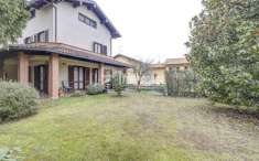 Foto Villa a schiera in vendita a Borgo Ticino