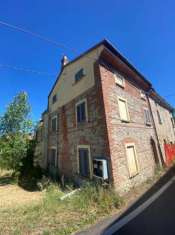 Foto Villa a schiera in vendita a Borgonovo Val Tidone