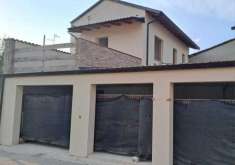 Foto Villa a schiera in vendita a Borgonovo Val Tidone