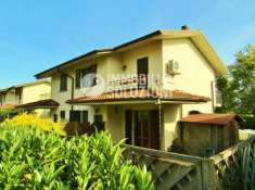 Foto Villa a schiera in vendita a Bottanuco