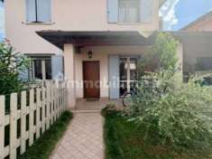 Foto Villa a schiera in vendita a Brandico