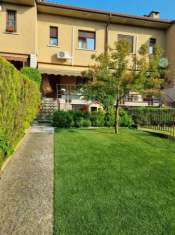 Foto Villa a schiera in vendita a Brescia