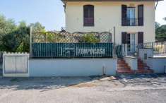 Foto Villa a schiera in vendita a Brisighella