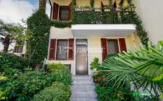 Foto Villa a schiera in vendita a Buccinasco