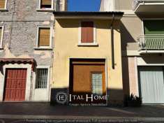 Foto Villa a schiera in vendita a Bussolengo