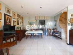 Foto Villa a schiera in vendita a Cagliari - 5 locali 260mq