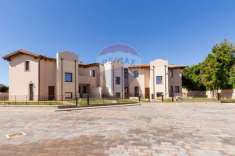 Foto Villa a schiera in vendita a Cagliari