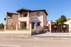Foto Villa a schiera in vendita a Cagliari