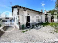 Foto Villa a schiera in vendita a Campello Sul Clitunno
