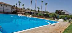 Foto Villa a schiera in vendita a Campofelice Di Roccella