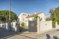 Foto Villa a schiera in vendita a Capoterra