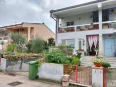 Foto Villa a schiera in vendita a Capua - 5 locali 165mq
