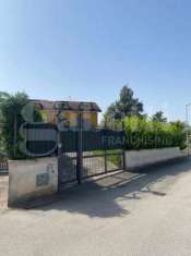 Foto Villa a schiera in vendita a Capua