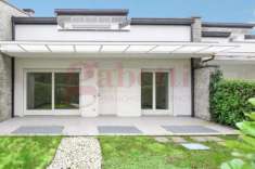 Foto Villa a schiera in vendita a Carimate - 4 locali 250mq