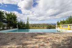 Foto Villa a schiera in vendita a Carmignano