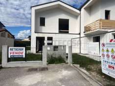 Foto Villa a schiera in vendita a Carmignano Di Brenta