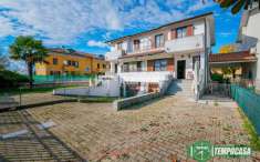 Foto Villa a schiera in vendita a Casaletto Lodigiano