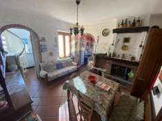 Foto Villa a schiera in vendita a Casapinta - 3 locali 140mq