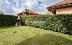 Foto Villa a schiera in vendita a Casatenovo