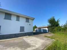 Foto Villa a schiera in vendita a Castel San Giovanni - 6 locali 155mq