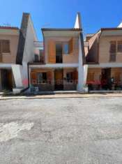 Foto Villa a schiera in vendita a Castelforte