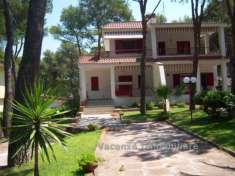 Foto Villa a schiera in vendita a Castellaneta - 7 locali 130mq