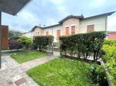 Foto Villa a schiera in vendita a Castelli Calepio